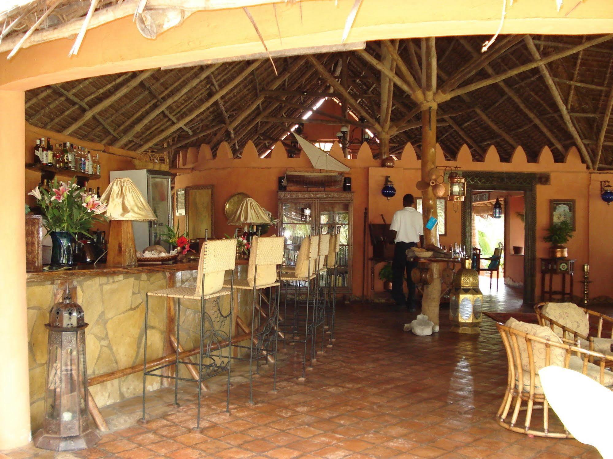 Kinasi Lodge Utende Экстерьер фото